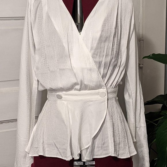 NWT Express White Double Button Wrap Top Small - Picture 7 of 10